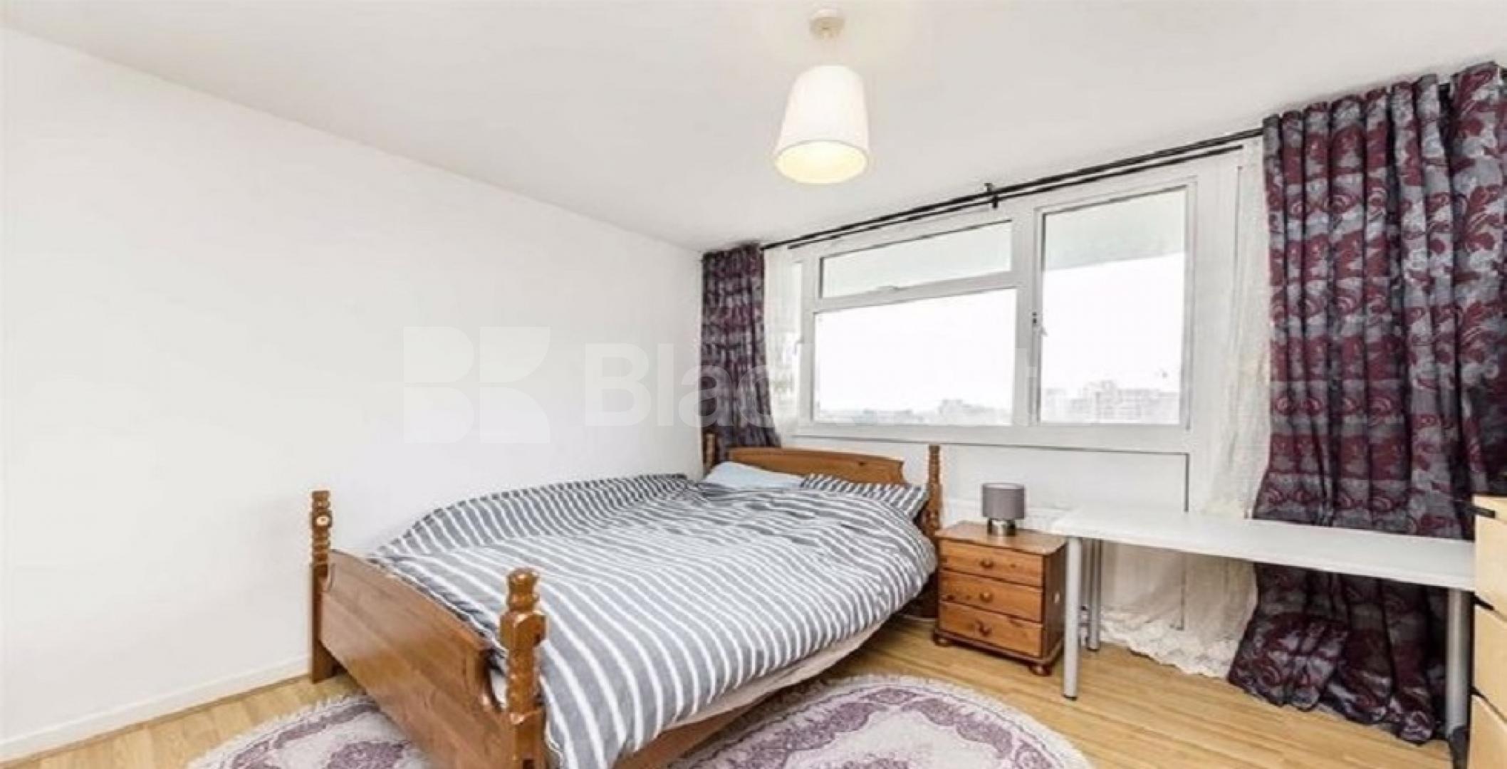 			UNDER OFFER  , 3 Bedroom, 1 bath, 1 reception Apartment			 Deverell street, Borough